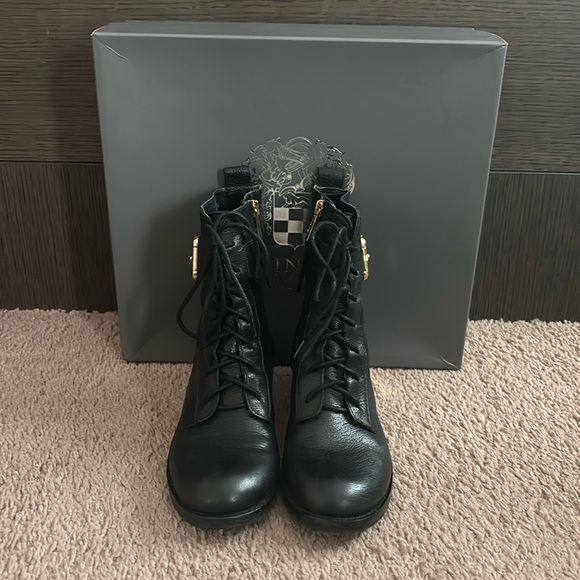 Vince Camuto Vo-Wannett Boots - Picture 1 of 12